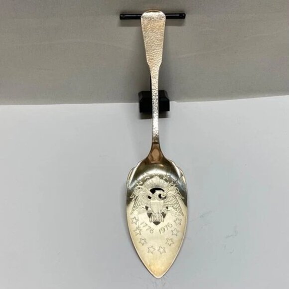 Vintage Pie Server First Colony 1776-1976 Oneida Ltd 1881 Rogers Silver-plate - Picture 1 of 10